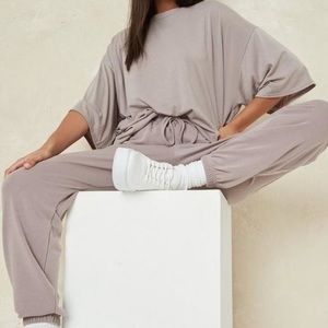 Missguided petite jogger set